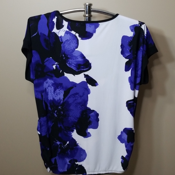 Ricki's Top - Picture 2 of 8